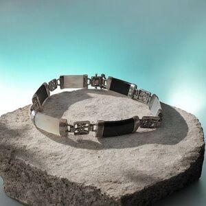 Mother Pearl Onyx Stone Bracelet 925 Sterling Silver- 7.5"inches length..